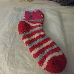 WOMEN'S SOFT SLIPPER SOCKS